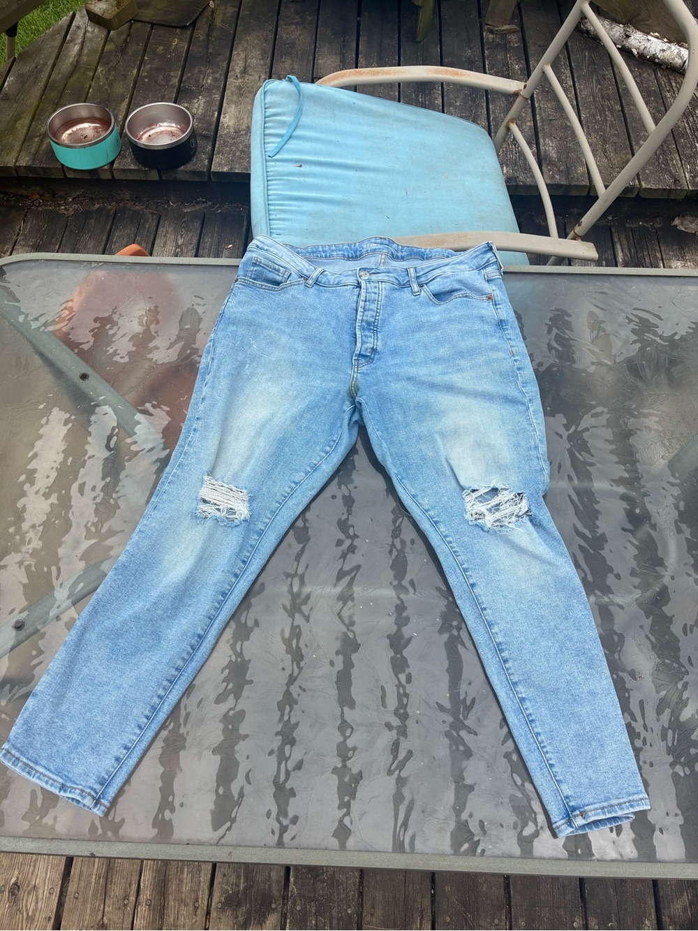 Old Navy Light Blue Ripped Skinny Jeans